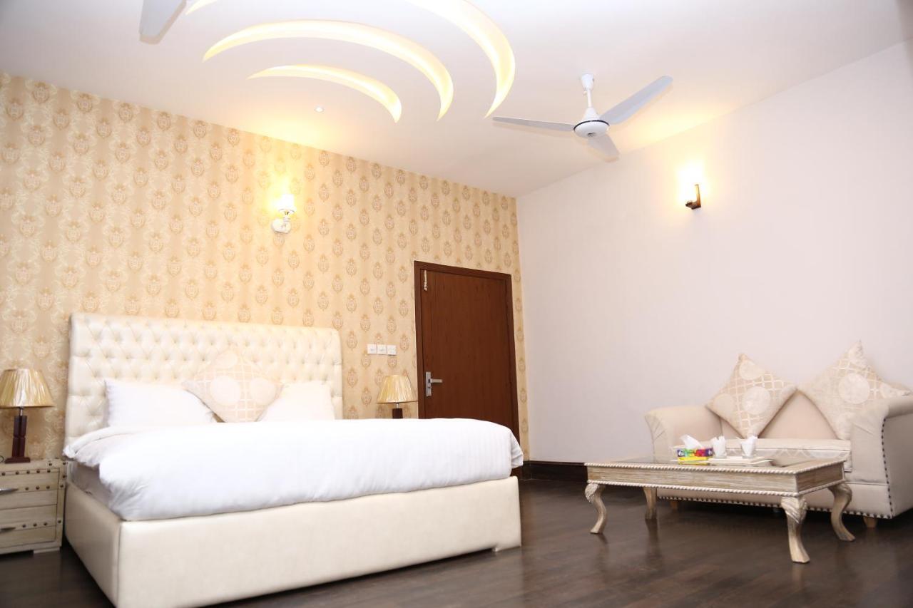 Royal Grace Guest House Islamabad Exterior photo